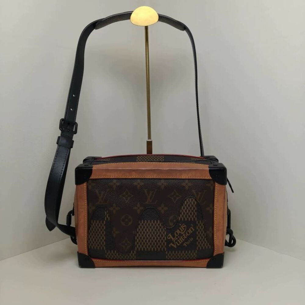 Louis Vuitton Women Pre-Loved Bag Very Good Condition